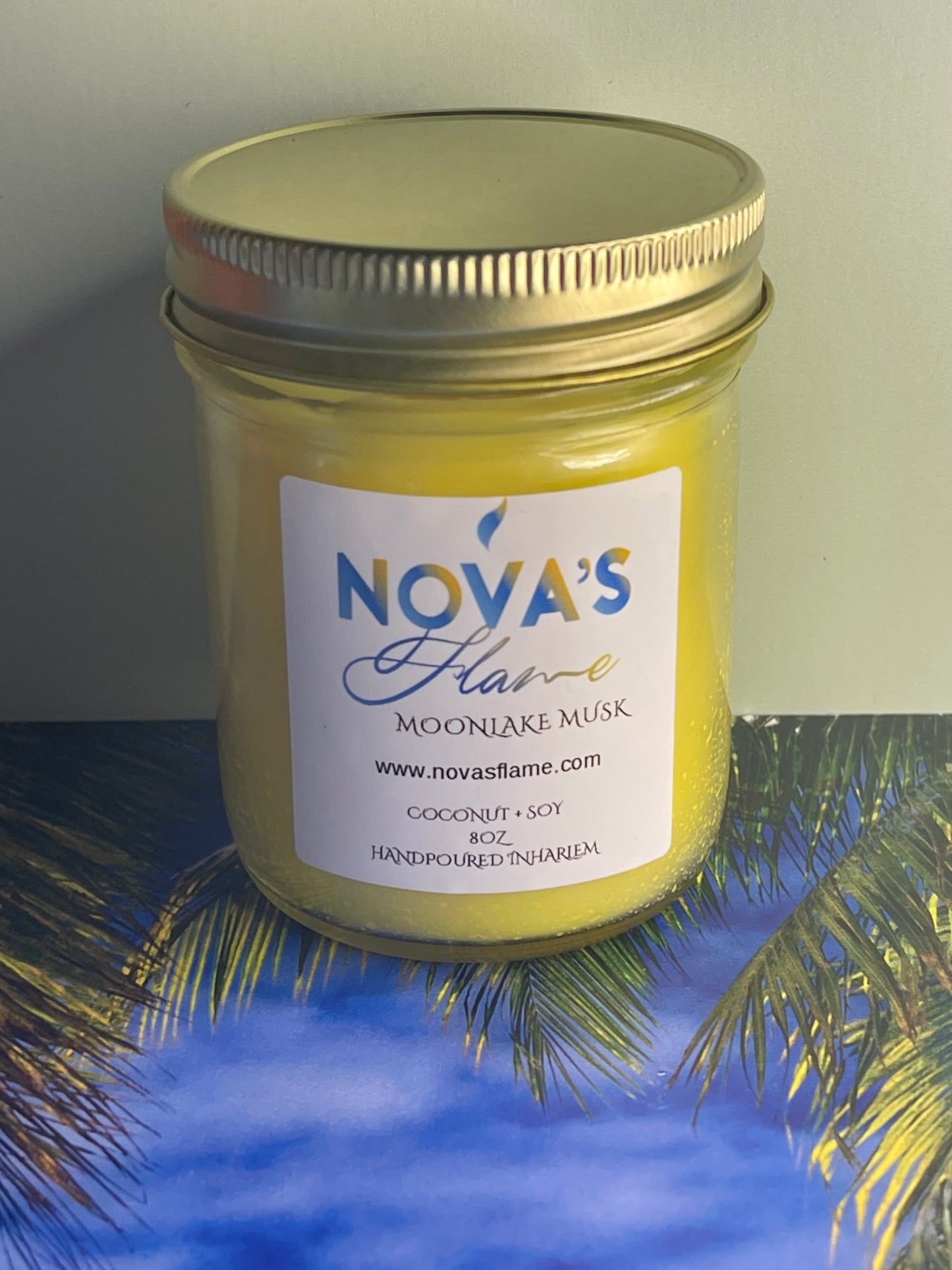 Moon Lake Musk Candle